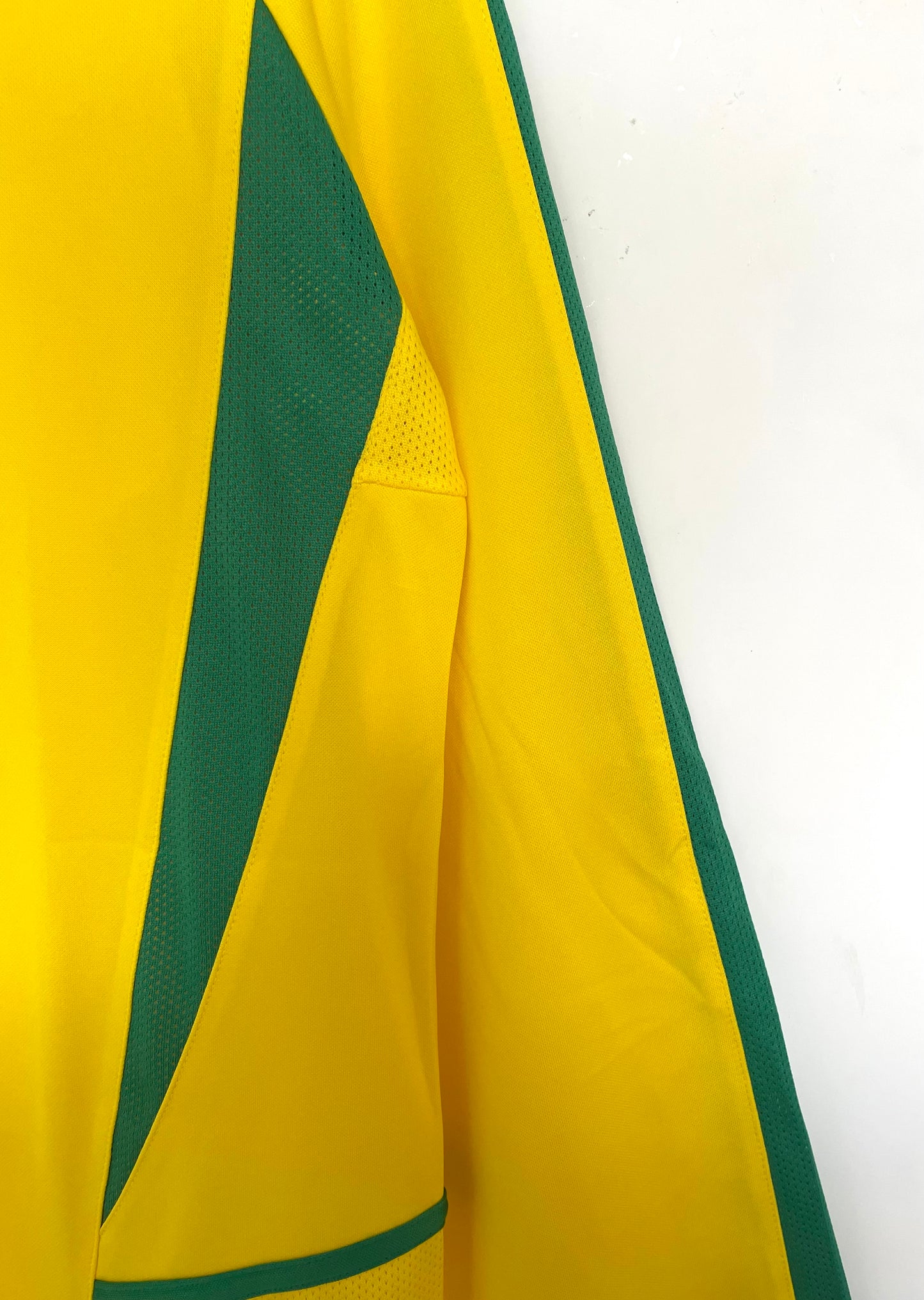 Retro long-sleeve Brazilian National Team 2002