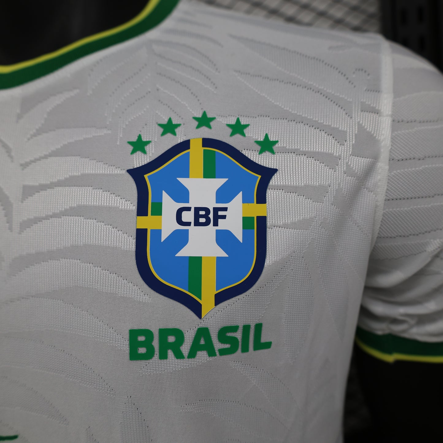 SPECIAL EDITION Brazil - 24-25